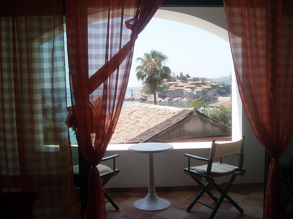 Apartments Secret Garden Sveti Stefan Extérieur photo